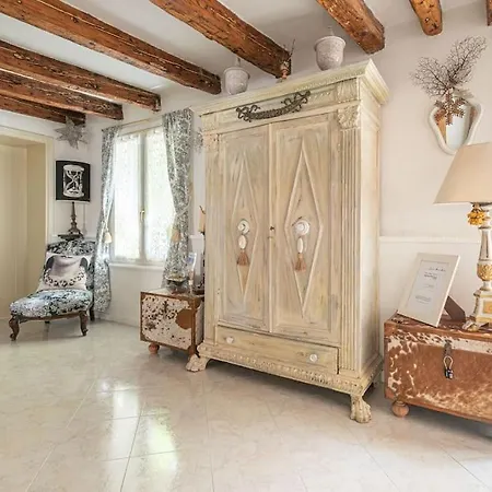 Ca' Dell'angelo Apartman *